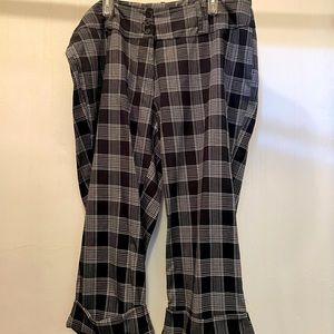 Plus size Capri length dress pants with cuff. Black and white plaid
